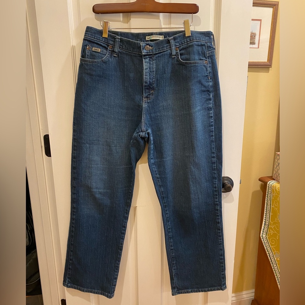 Women’s Lee jeans, relaxed straight leg, 12 petite